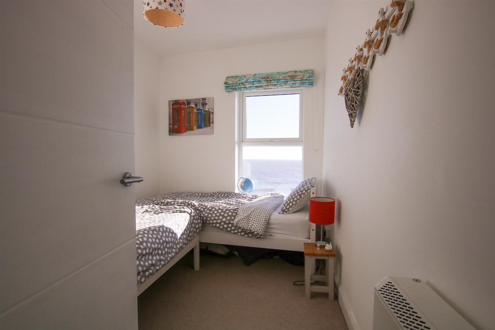 North Parade, Southwold Gallery Image